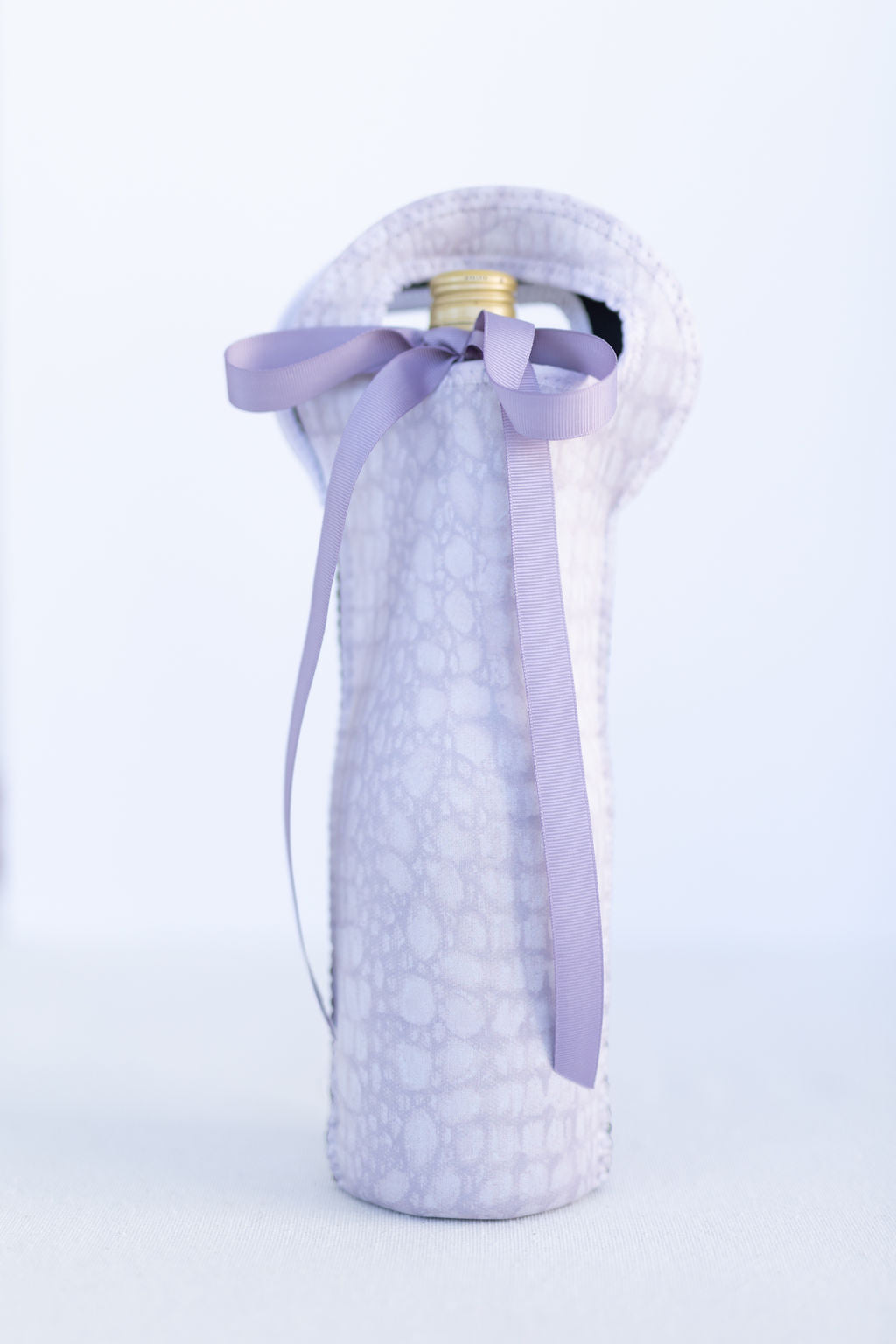 White Alligator Wine Tote