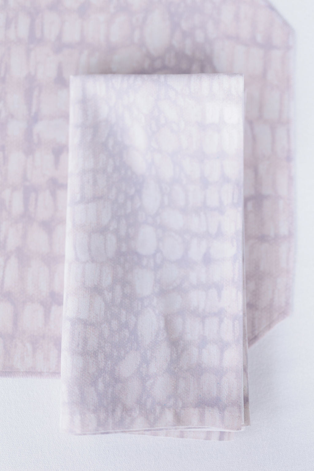 White Alligator Dinner Napkins | Set of 4