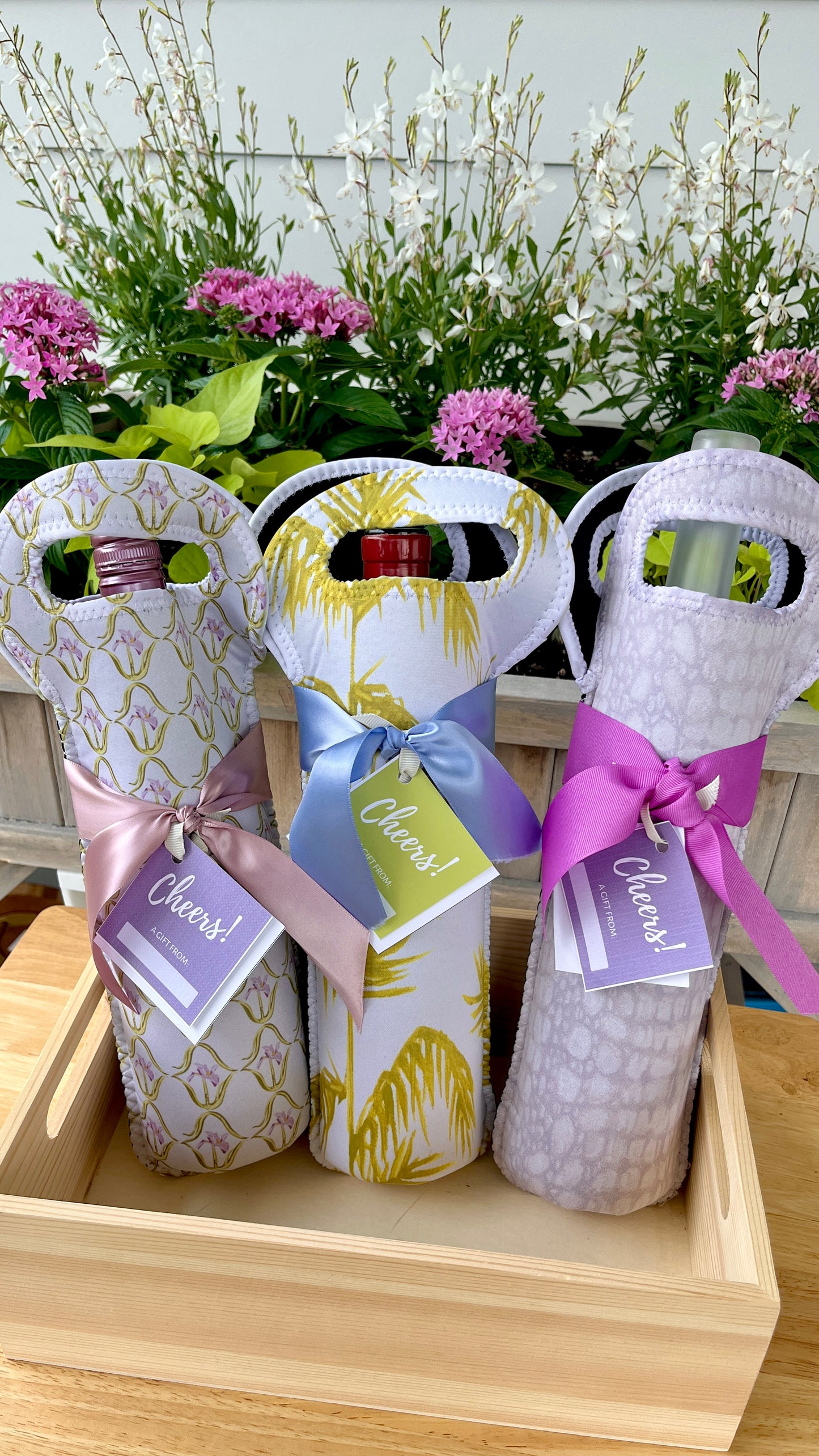 White Alligator Wine Tote